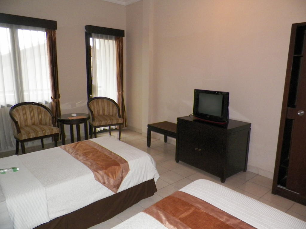 Hotel Guntur Bandung Zimmer foto